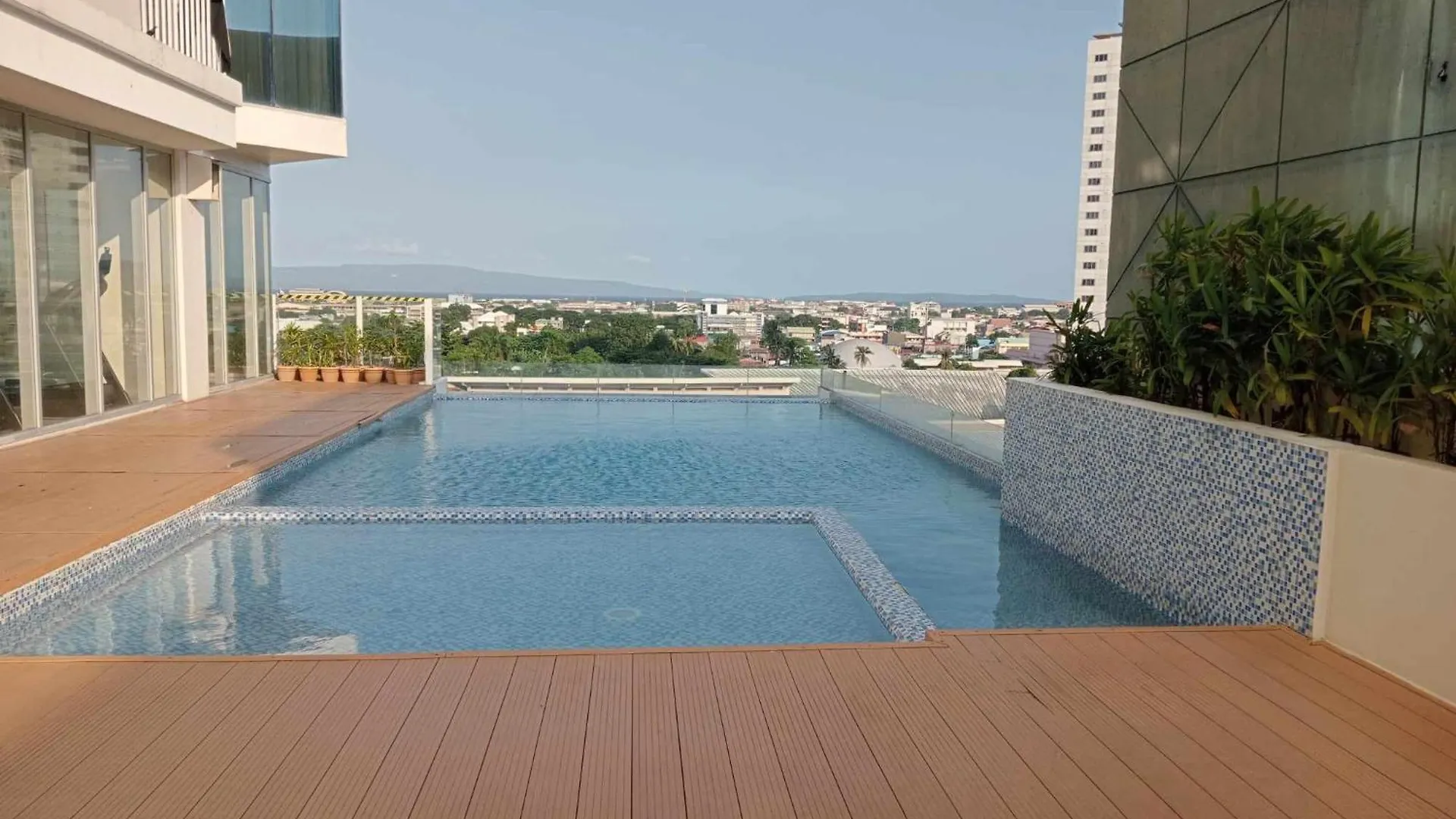 Inspiria Spacious Studio Beside Abreeza Mall Davao Philippines